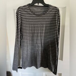 Men’s Banana Republic Soft Wash Long Sleeved T Shirt